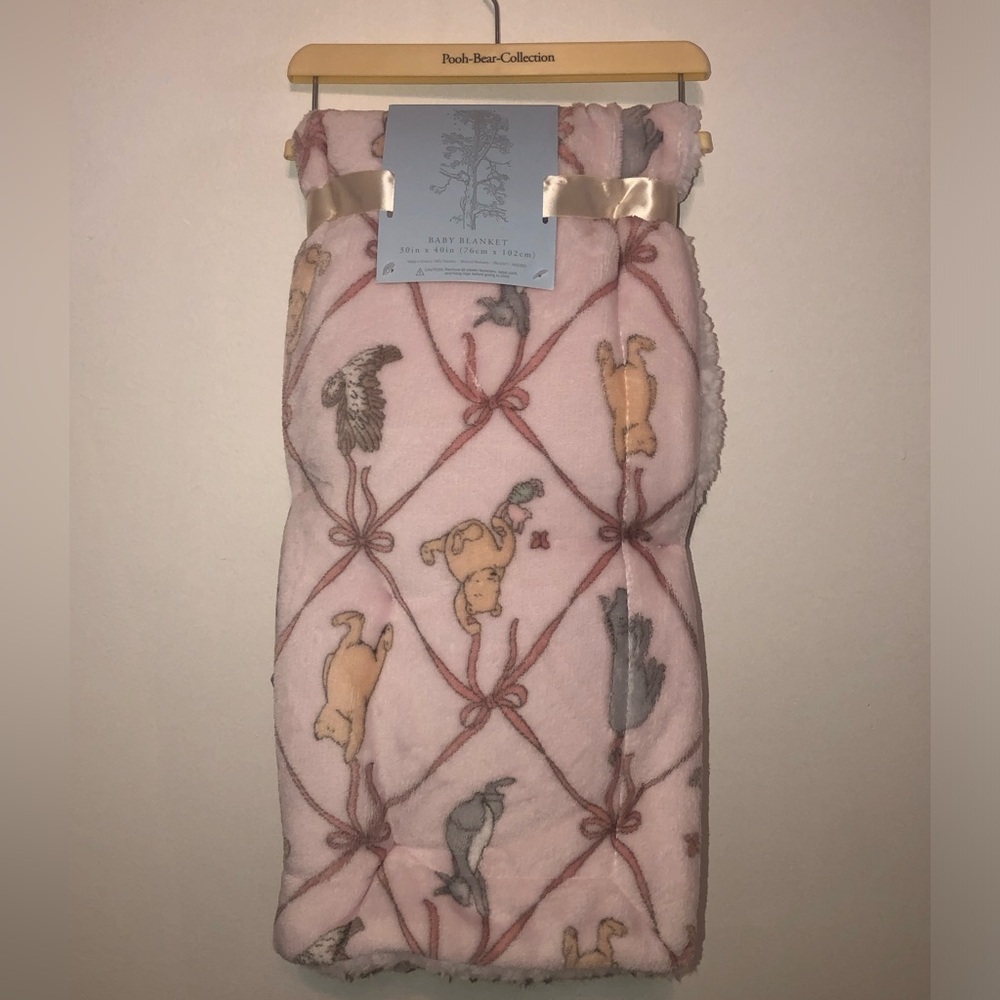 Vintage/Retro A.A. Milne Winnie the Pooh Pink Bow Blanket/Neck Pillow Set NWT - Picture 2 of 3